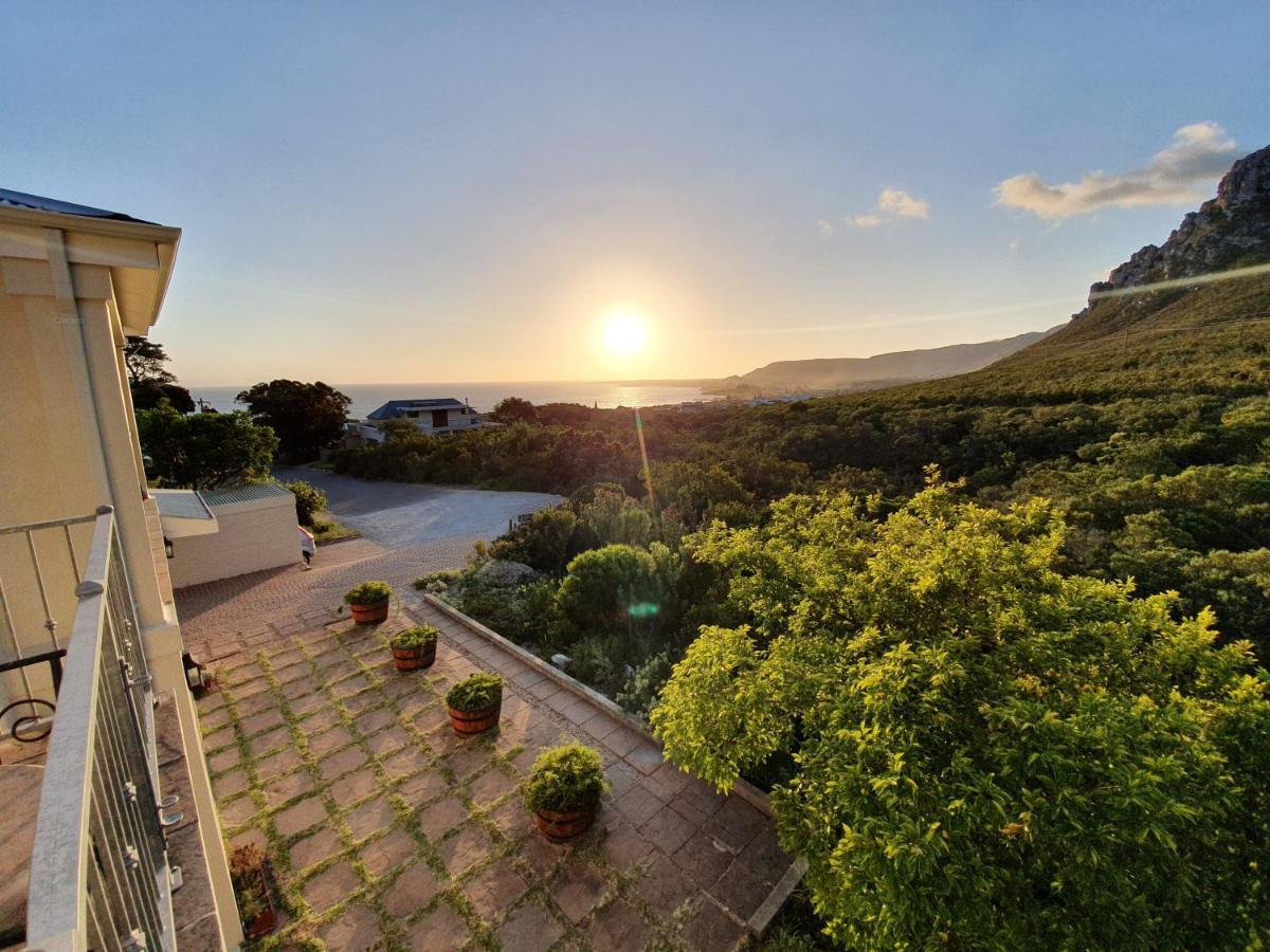 Francolinhof Guest House Hermanus Exteriör bild